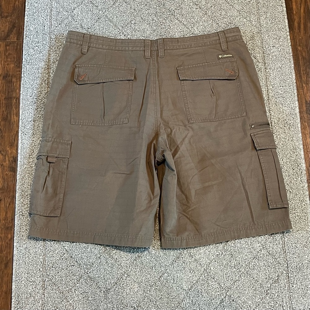 Columbia Sportswear Shorts Mens 38 Brown Cargo Hiking Outdoor Zipper Pocket - Picture 8 of 10